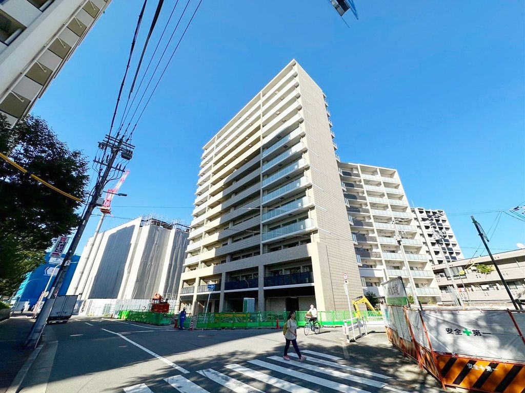 プレサンス京橋GREEN YARDレアルテの外観写真