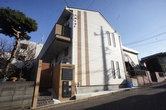 建物外観　小田急電鉄小田原線　向ヶ丘遊園　徒歩　２０分の立地