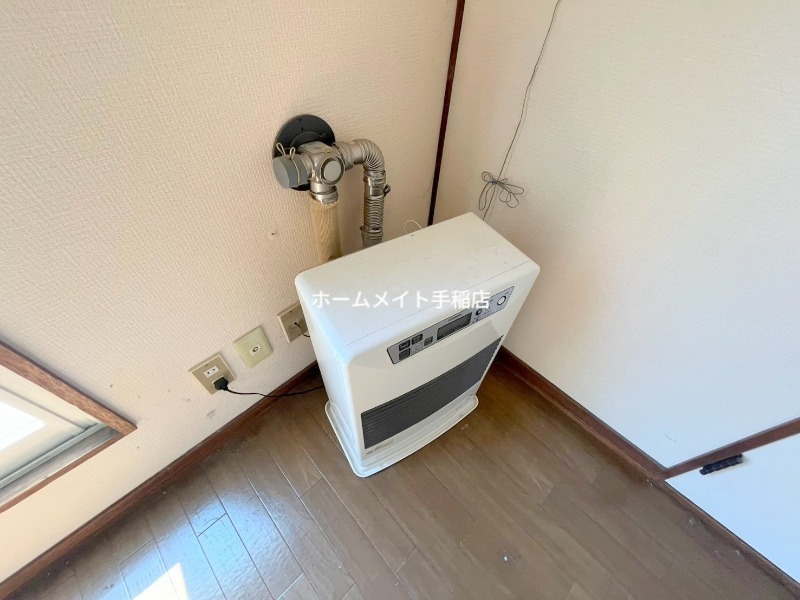 その他設備　灯油ストーブ付きでございます！