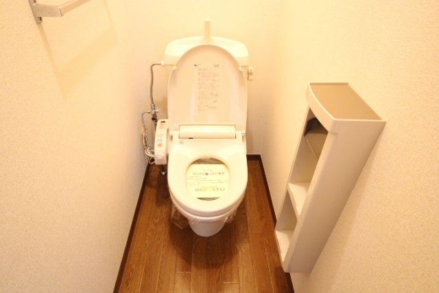 センチュリー21Cのトイレ写真