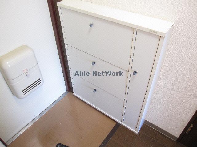 玄関　※反転タイプ。