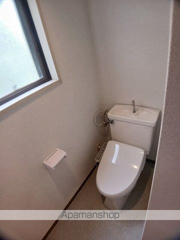 阪急宝塚線 山本駅 徒歩12分 3階建 築37年のトイレ写真