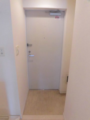 玄関　パークキューブ大井町