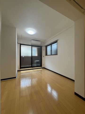 その他部屋・スペース　★明るいフローリングのお部屋です★