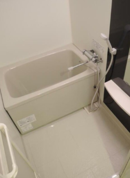 バス・シャワールーム　反転タイプ・別部屋参考写真