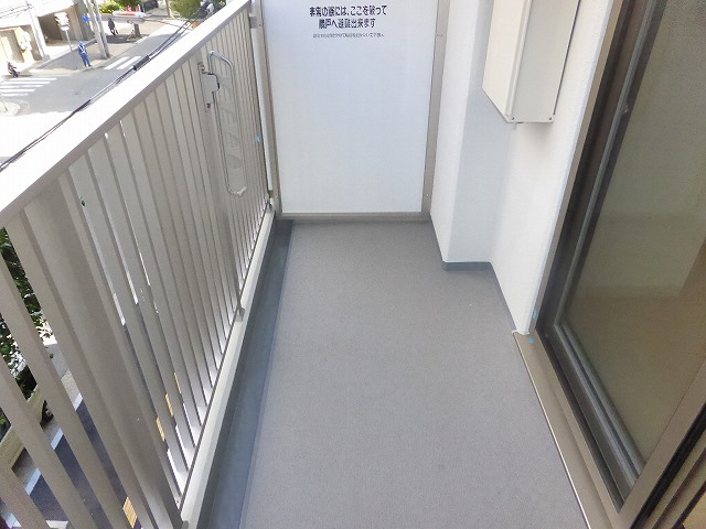バルコニー　写真は同マンションの別のお部屋のものです