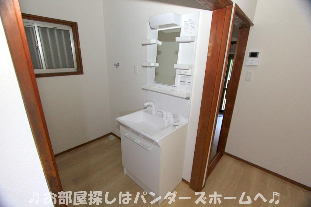 山之上北町貸家の内装写真