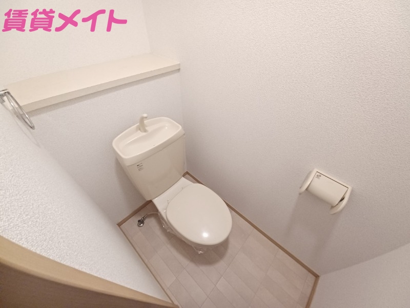 トイレ　別部屋参考写真