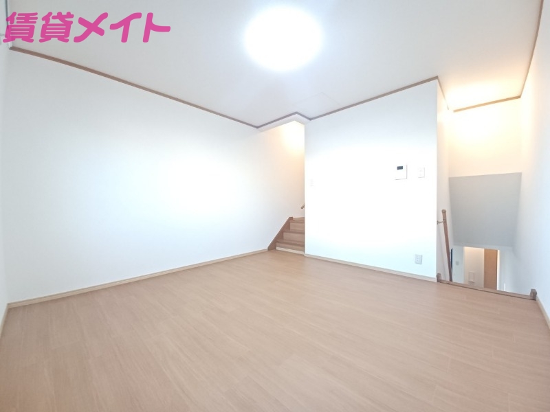 居室・リビング　別部屋参考写真