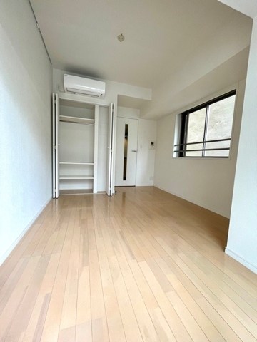 東京メトロ日比谷線 人形町駅 徒歩1分 14階建 築20年の居間写真