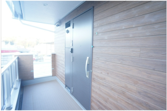 小田急線 生田駅 徒歩2分 3階建 築10年の外観写真
