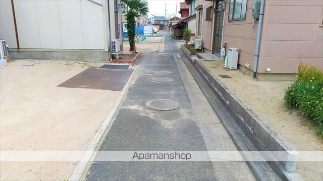 その他　前面道路２（その他）まで0m