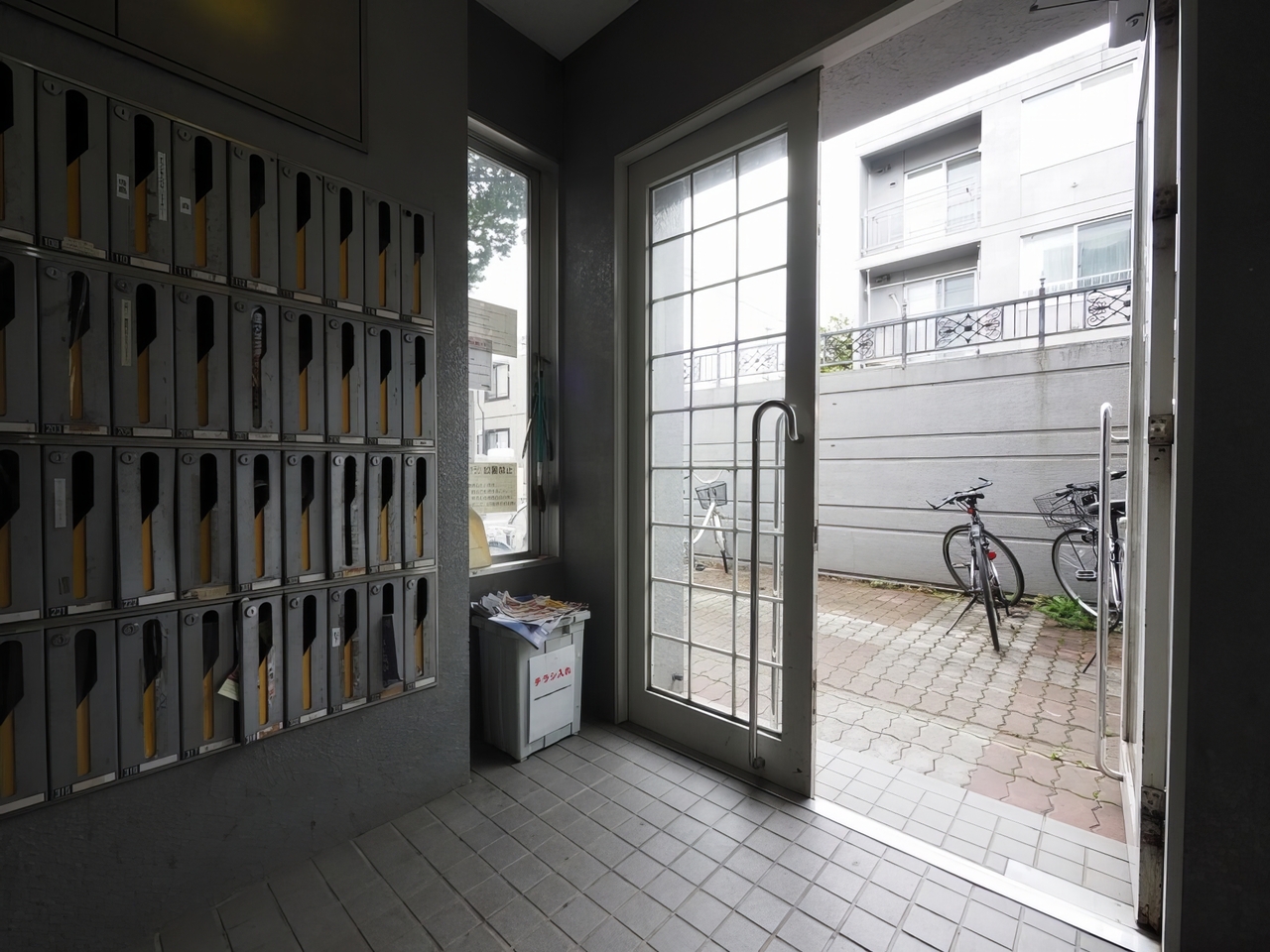 エントランス