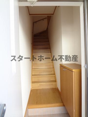 玄関　収納もある玄関です