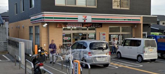 コンビニ　セブンイレブン　高槻城西町店（コンビニ）まで494m