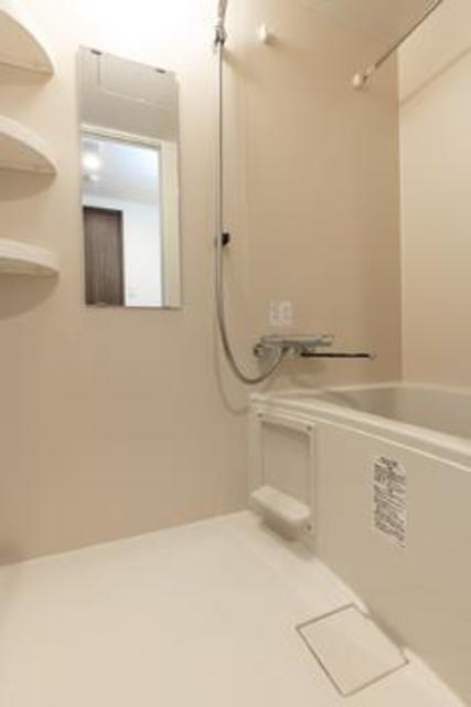 バス・シャワールーム　※写真は同タイプ住戸です。
