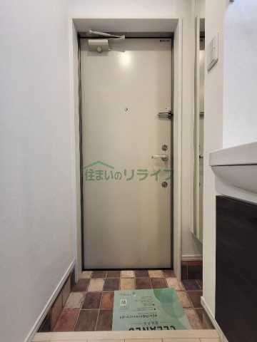 ＪＲ中央線 吉祥寺駅 徒歩13分 2階建 築4年の玄関写真