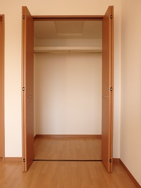収納　図面と現状に相違がある場合には現状を優先