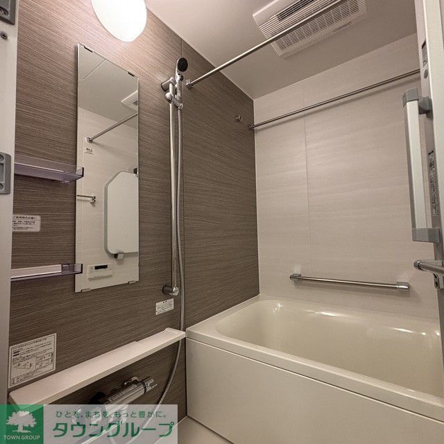 バス・シャワールーム　※写真は同タイプ住戸です。