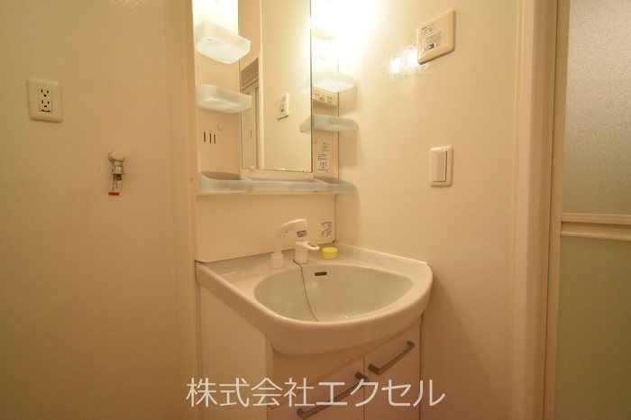 洗面設備　同等タイプのイメージ画像です。