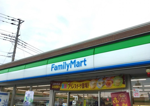 コンビニ　ファミリーマート 藤沢湘南台病院/S店（コンビニ）まで288m