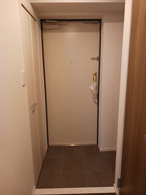 ディアコート本厚木の玄関写真