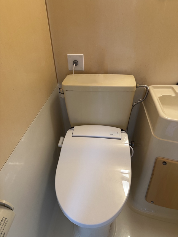 トイレ　異なる場合は現況を優先します。