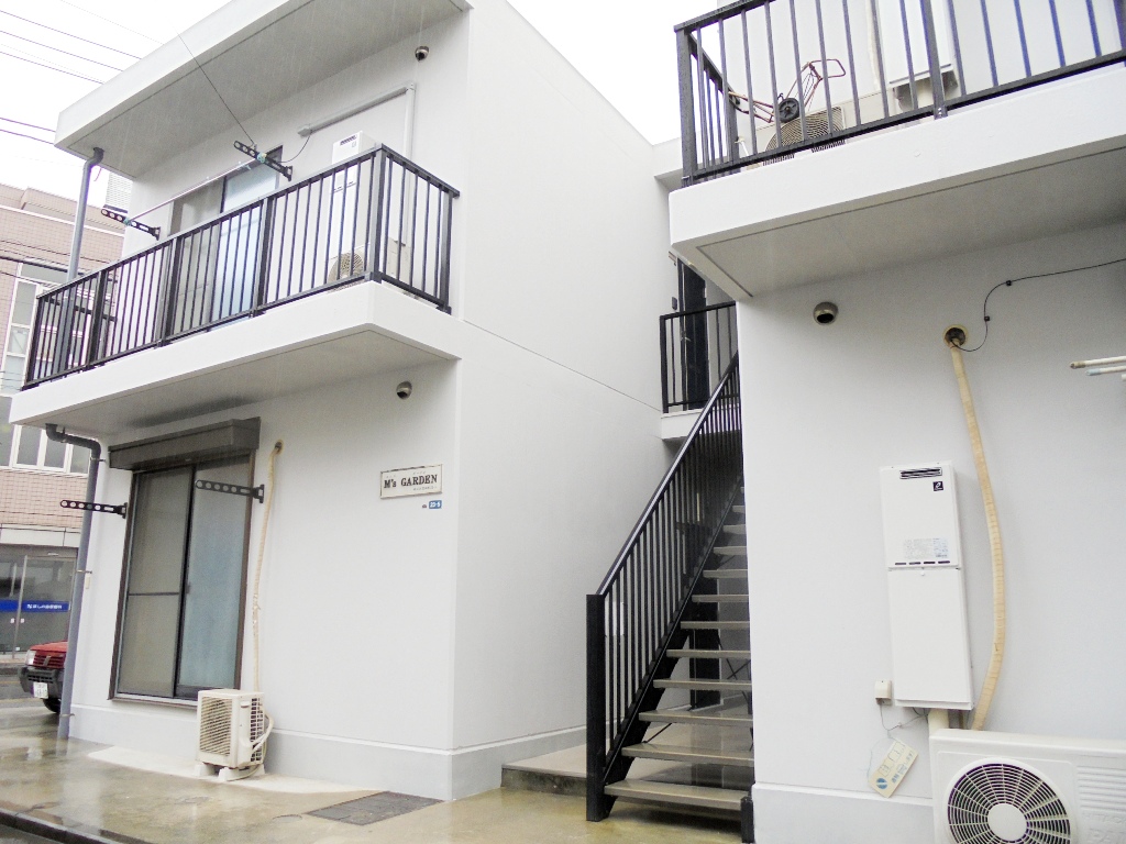 建物外観　閑静な住宅街☆三面採光で使い易い2DK☆