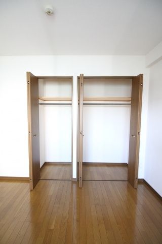収納　反転タイプ別部屋参考写真　アランブラすがも　豊島区巣鴨3