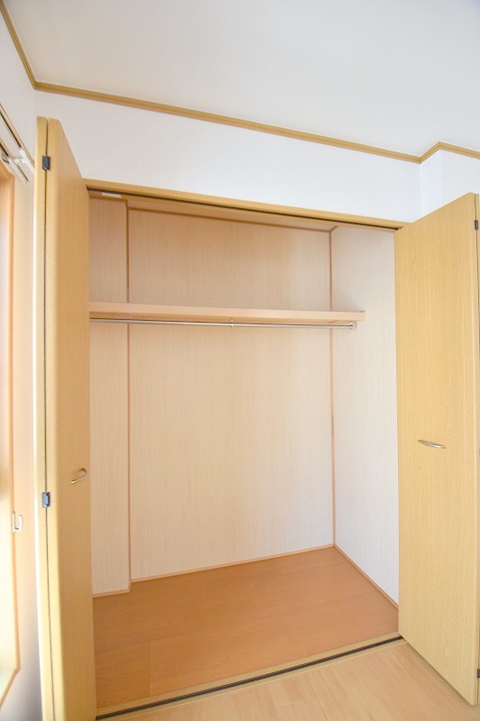 収納　お問合せはシティホーム海田センター　082-821-2227