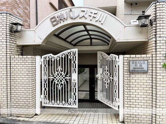 東京メトロ副都心線 千川駅 徒歩5分 4階建 築41年の外観写真