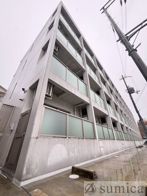 建物外観　スタイリッシュな建物です＾＾