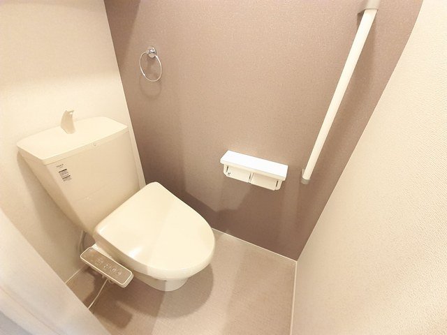 トイレ　コンパクトで使いやすいトイレです
