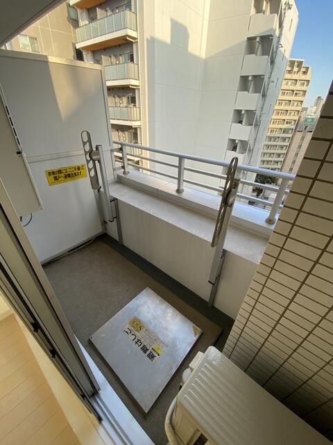 バルコニー　お洗濯にも便利なバルコニー付き