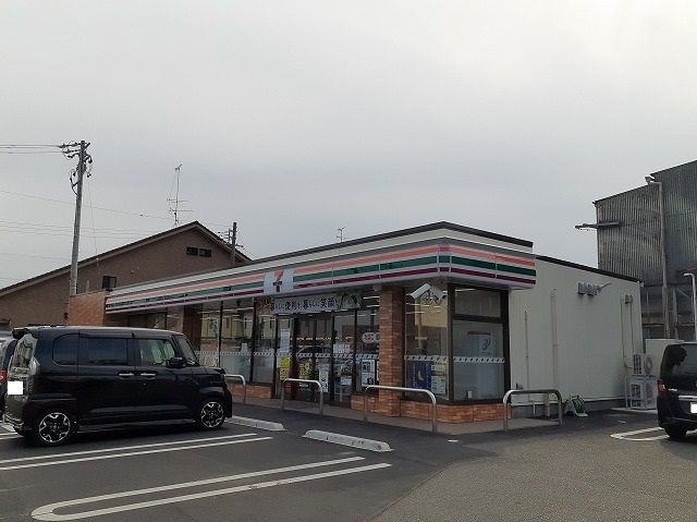 コンビニ　セブン-イレブン 浜松西ヶ崎町（コンビニ）まで190m