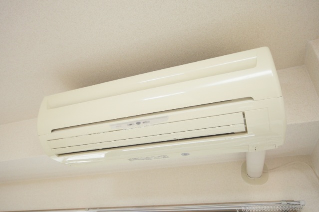 エントランス　建物玄関