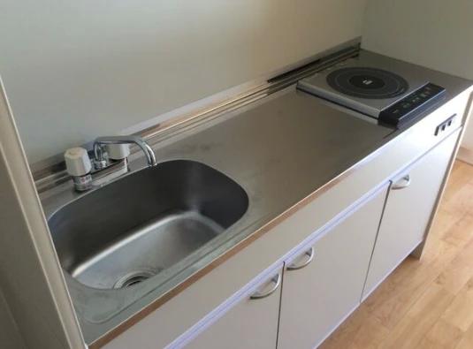 キッチン　同物件、別部屋の写真です（反転タイプ）