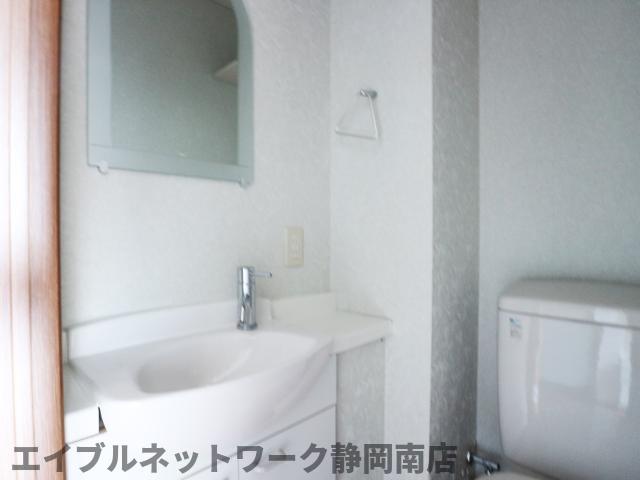 洗面設備　忙しい朝には欠かせない洗面所です