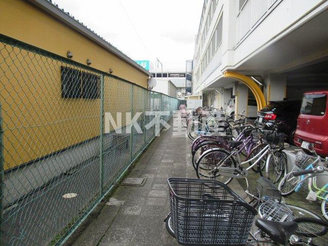 その他　駐輪場です