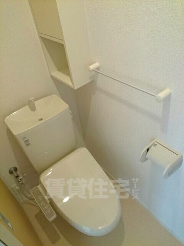 【大津市弥生町のアパートのトイレ】