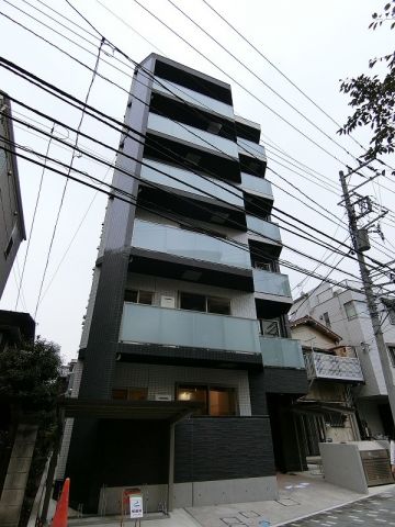 横浜市神奈川区松本町のマンションの建物外観