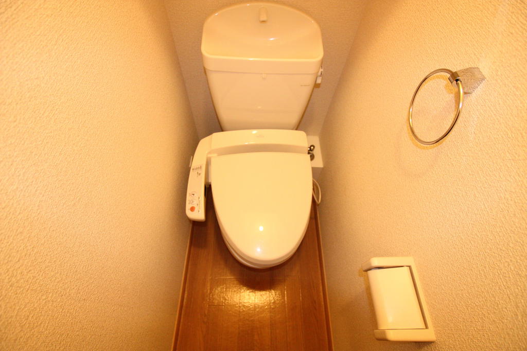 【高松市福岡町のマンションのトイレ】