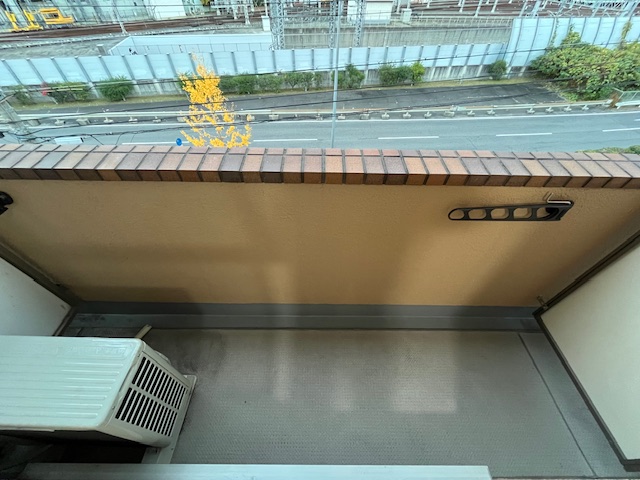 バルコニー　同物件別部屋イメージ写真