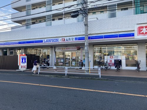 【横浜市都筑区池辺町のアパートのコンビニ】