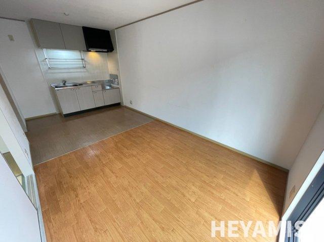 居室・リビング　※反転間取りのお部屋の画像です※※現況を優先します※