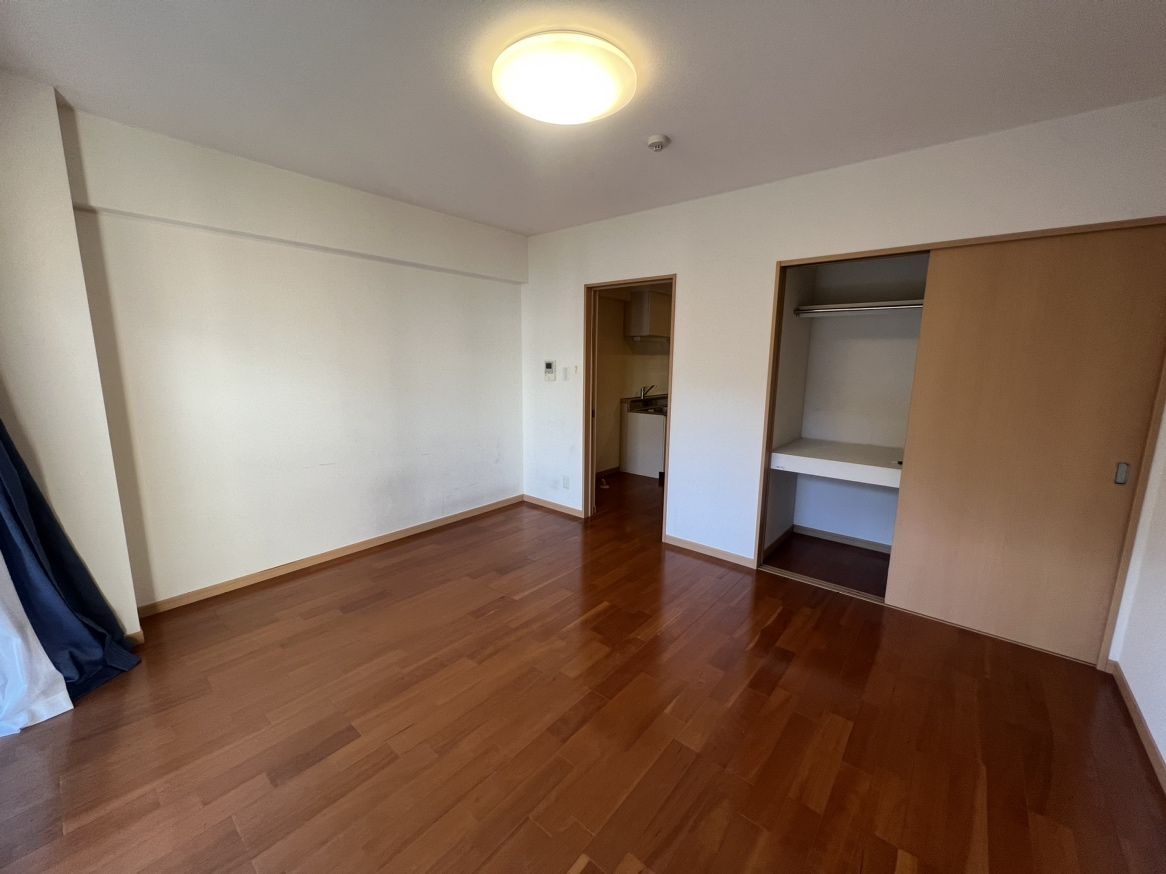 その他部屋・スペース　風通しも良い寝室です☆