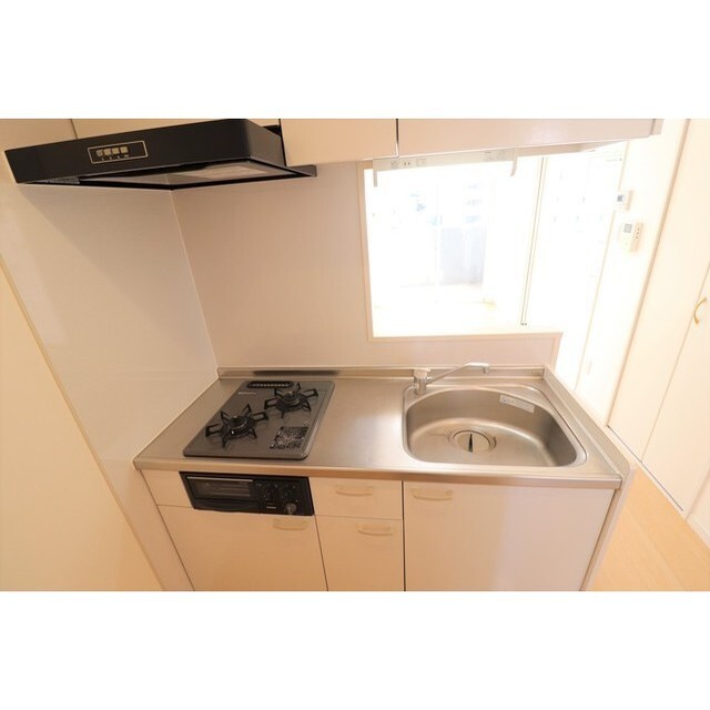 キッチン　※別のお部屋の写真になります。