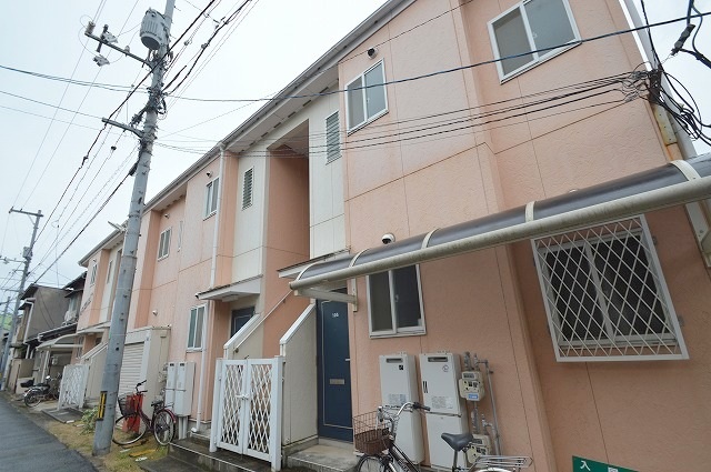 建物外観　きれいな外観