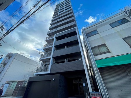 レーヴメゾン出屋敷の建物外観