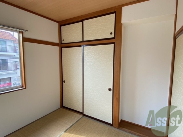 収納　収納がありました。お洋服や荷物はここへ。